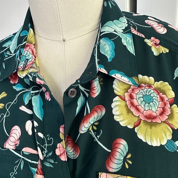 Ann Taylor Loft petite floral button down blouse - small - Picture 2 of 7